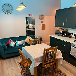 Victoria's Dream Apartment Aberdeen